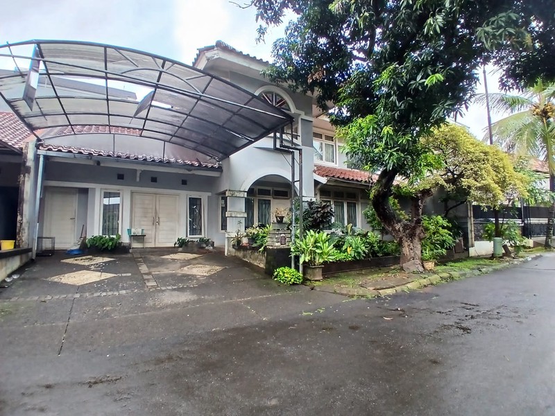 Dijual cepat rumah  2 tingkat di Puri Bintaro sektor 9