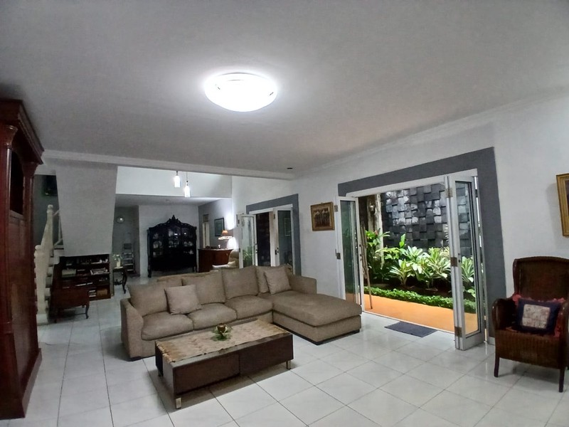 Dijual cepat rumah  2 tingkat di Puri Bintaro sektor 9