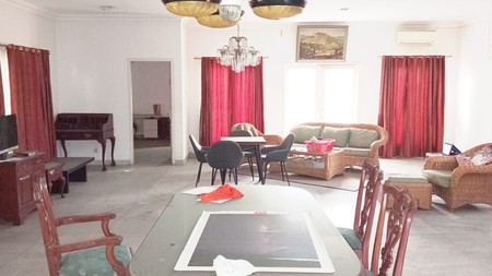 Rumah di jalan Tebet Barat Dalam