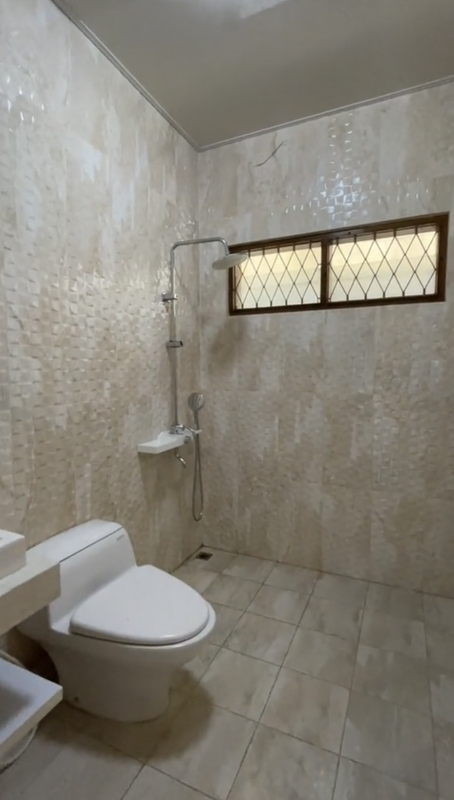 Dijual Rumah Elegan Dekat Gerbang Tol Kukusan dan Kampus UI Depok 