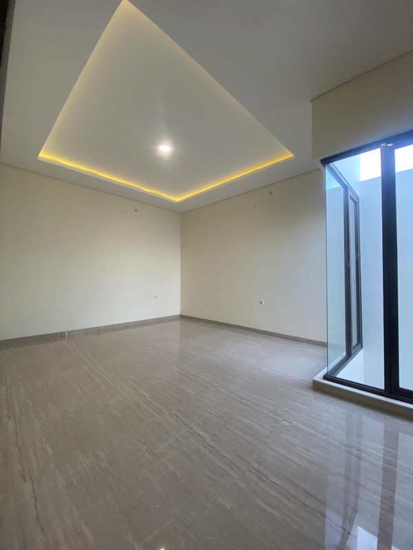 3 M-an Dijual Rumah Baru Internasional Village Citraland Surabaya Dekat Gwalk, Sekolah Ciputra