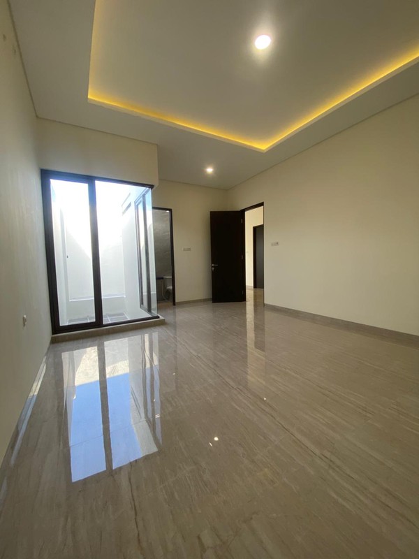 3 M-an Dijual Rumah Baru Internasional Village Citraland Surabaya Dekat Gwalk, Sekolah Ciputra