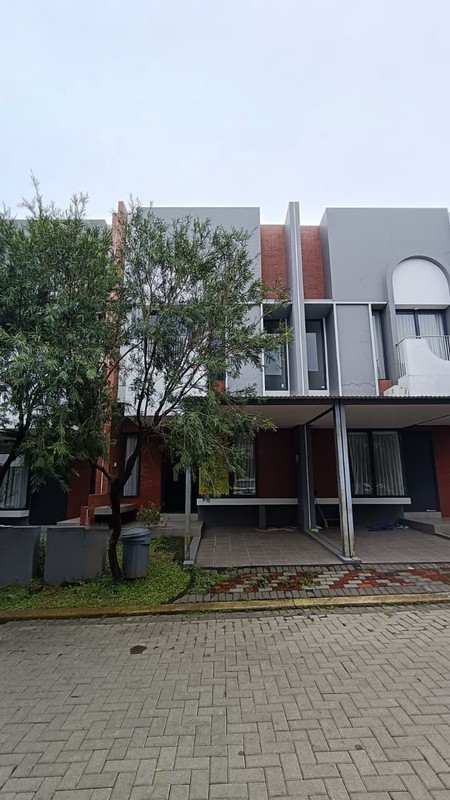 Rumah brand new minimalis  di BSD