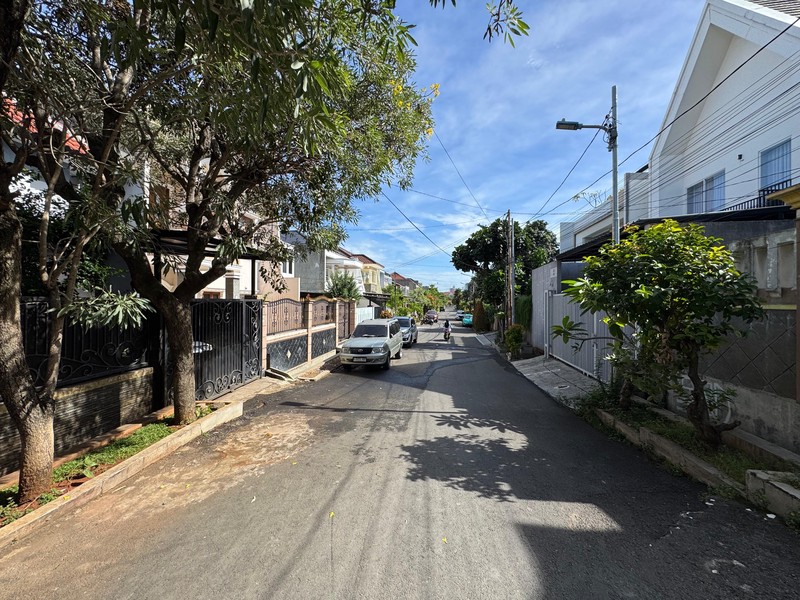 KAVLING MERUYA JAKARTA BARAT, Hanya 5 menit ke Lippo Mall Puri