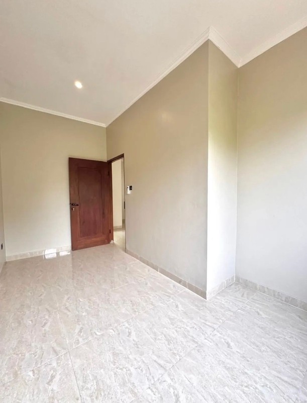 Rumah Cantik Siap Huni Posisii HOOK dengan Hunian Nyaman dan Asri @Ciputat Timur, Tangerang Selatan