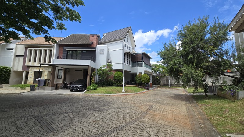 Rumah Siap Huni Terawat dan Lingkungan Asri di Discovery Conserva, Bintaro Jaya Sektor 9