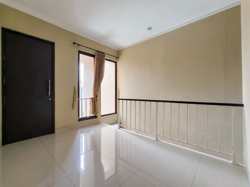 Rumah Bagus,dalam cluster di Bintaro Jaya 7.