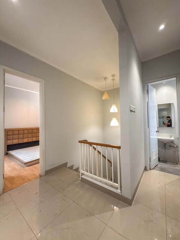 Rumah 2 Lantai Siap Huni dengan Hunian Nyaman dan Asri dalam Cluster @Serpong, Tangerang Selatan