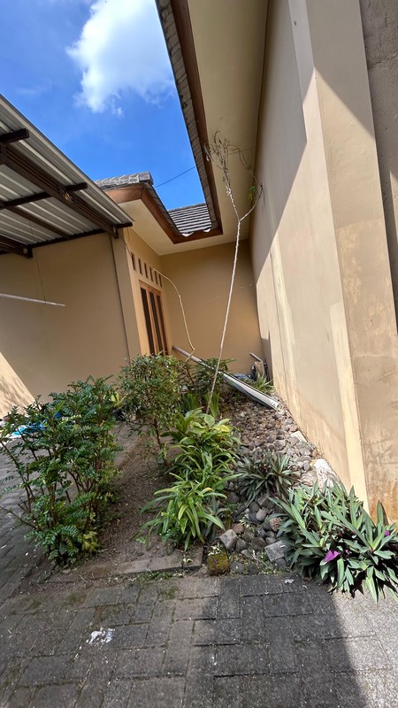 Rumah Nyaman Strategis Dekat Jl. Kadisoka di Wedomartani, Ngemplak, Sleman