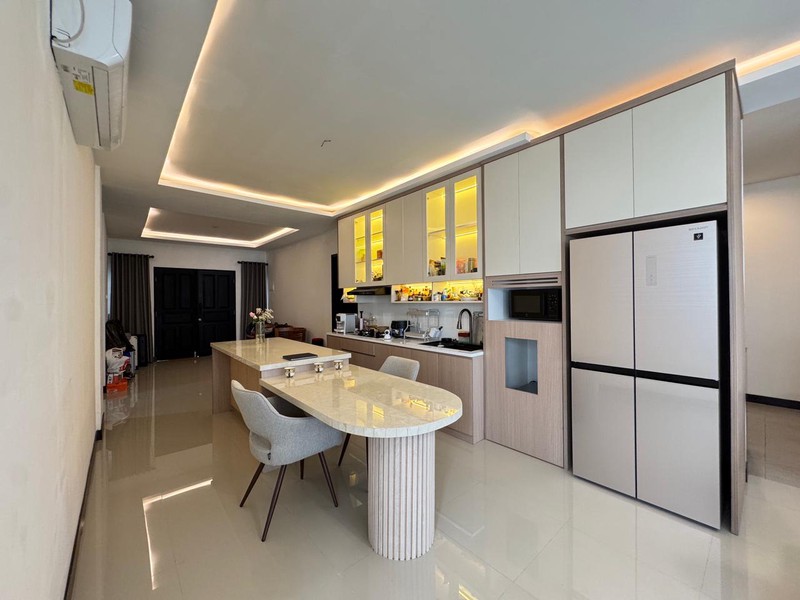 Rumah Super Nyaman Konsep Open Space Full Furnished di Cinere