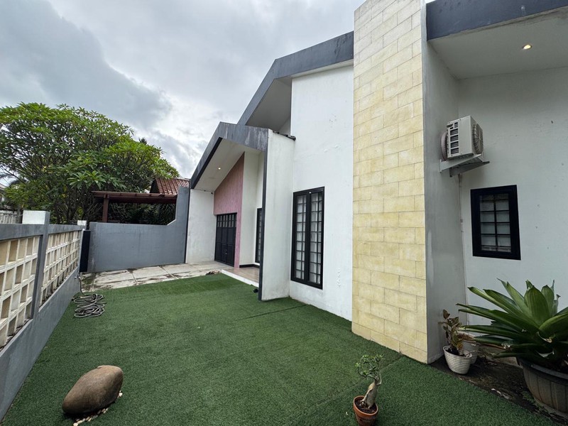 Rumah Super Nyaman Konsep Open Space Full Furnished di Cinere