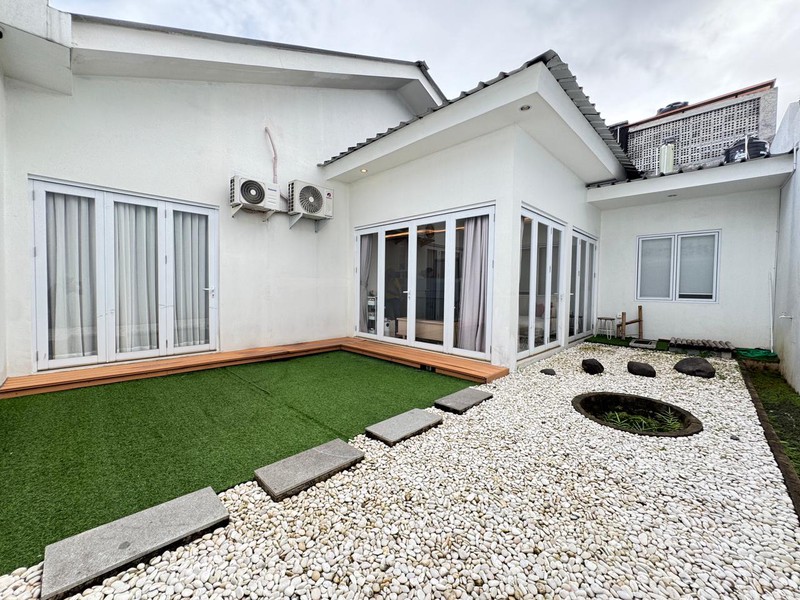 Rumah Super Nyaman Konsep Open Space Full Furnished di Cinere
