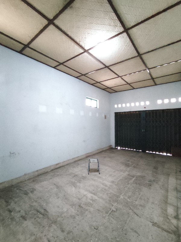 Disewakan Ruko Strategis di Jl. Wonosari KM 7, Parkir Luas & Akses Utama, Baturetno, Banguntapan, Bantul