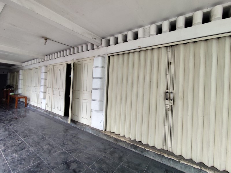 Disewakan Ruko Strategis di Jl. Wonosari KM 7, Parkir Luas & Akses Utama, Baturetno, Banguntapan, Bantul