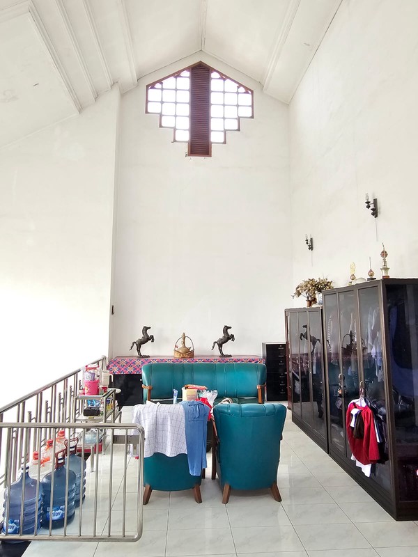 DI JUAL RUMAH HOOK SIAP HUNI DI MANYAR TIRTOASRI SURABAYA TIMUR