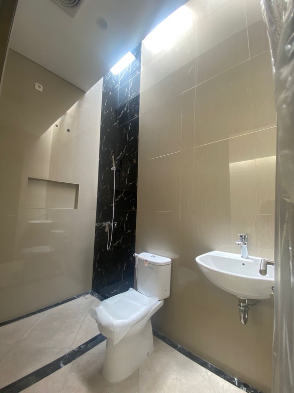 Dijual Rumah Baru Baruk Tengah - Kedung Baruk - Rungkut - Rumah Baru Modern Minimalis Surabaya Timur Dekat MERR, Superindo, Ruko Promenade