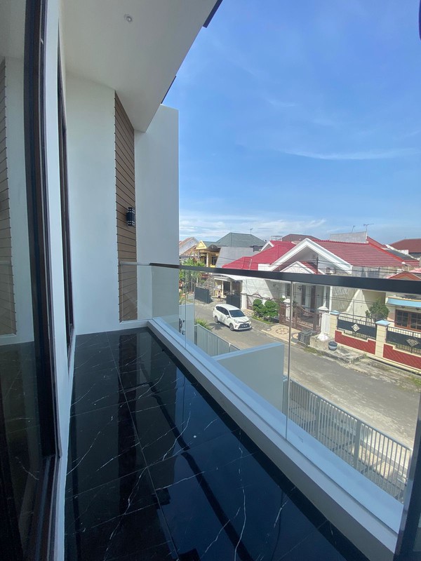 Dijual Rumah Baru Baruk Tengah - Kedung Baruk - Rungkut - Rumah Baru Modern Minimalis Surabaya Timur Dekat MERR, Superindo, Ruko Promenade