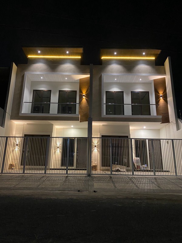 Dijual Rumah Baru Baruk Tengah - Kedung Baruk - Rungkut - Rumah Baru Modern Minimalis Surabaya Timur Dekat MERR, Superindo, Ruko Promenade