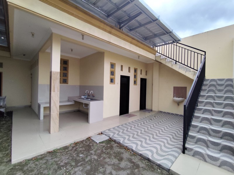 Disewakan Toko & Gudang Luas Area Strategis Dekat Jl. Kadisoka, di Purwomartani, Kalasan, Sleman