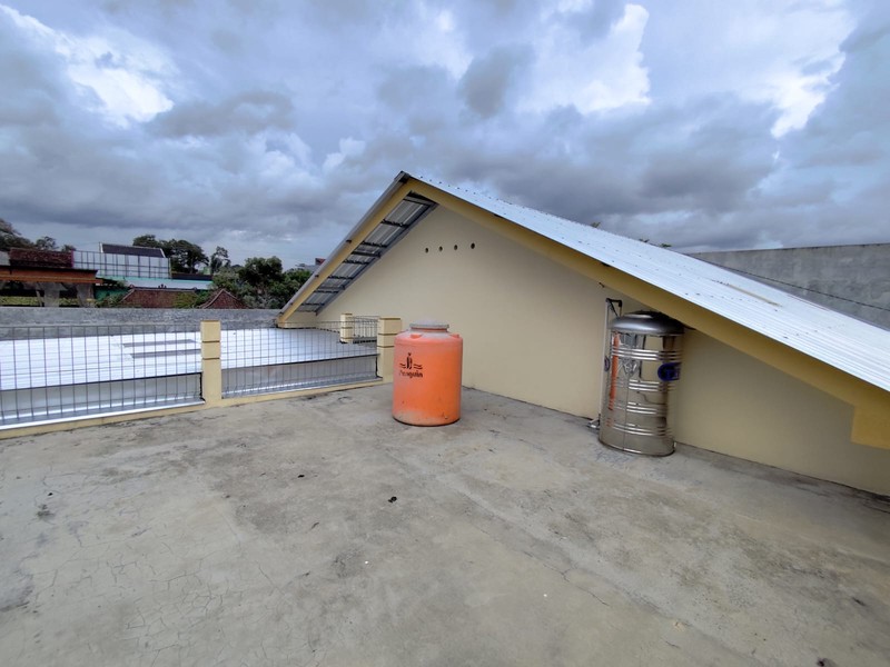 Disewakan Toko & Gudang Luas Area Strategis Dekat Jl. Kadisoka, di Purwomartani, Kalasan, Sleman