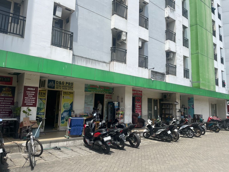 Kios Siap Pakai Lokasi Strategis di Bawah Apartemen @Ciputat