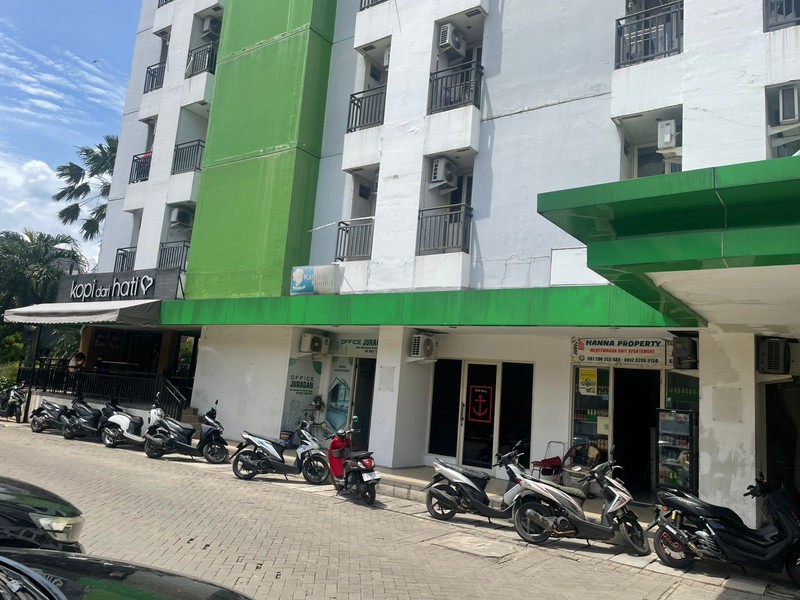 Kios Siap Pakai Lokasi Strategis di Bawah Apartemen @Ciputat