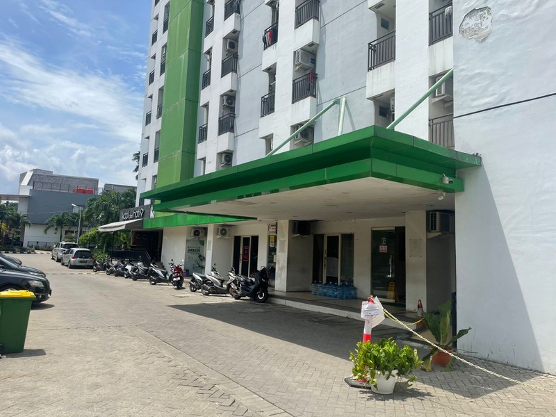 Kios Siap Pakai Lokasi Strategis di Bawah Apartemen @Ciputat