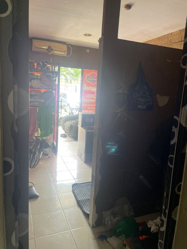 Kios Siap Pakai Lokasi Strategis di Bawah Apartemen @Ciputat