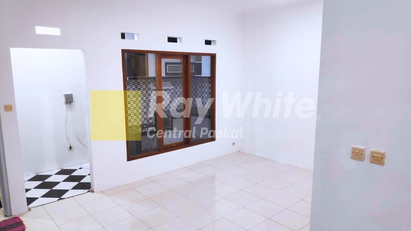 Rumah 5 Menit dari POLBAN di Bukit Sariwangi Parongpong Bandung