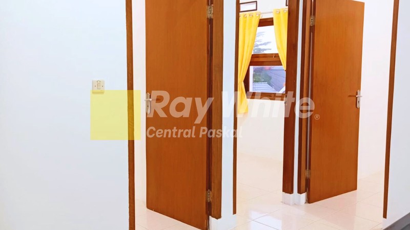 Rumah 5 Menit dari POLBAN di Bukit Sariwangi Parongpong Bandung