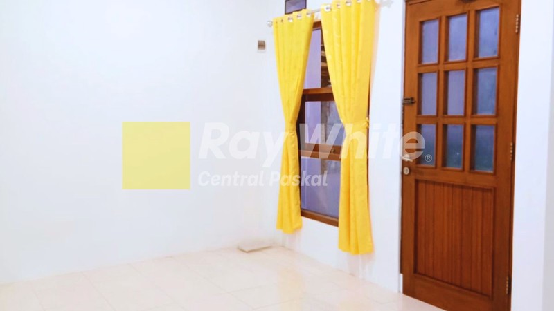 Rumah 5 Menit dari POLBAN di Bukit Sariwangi Parongpong Bandung