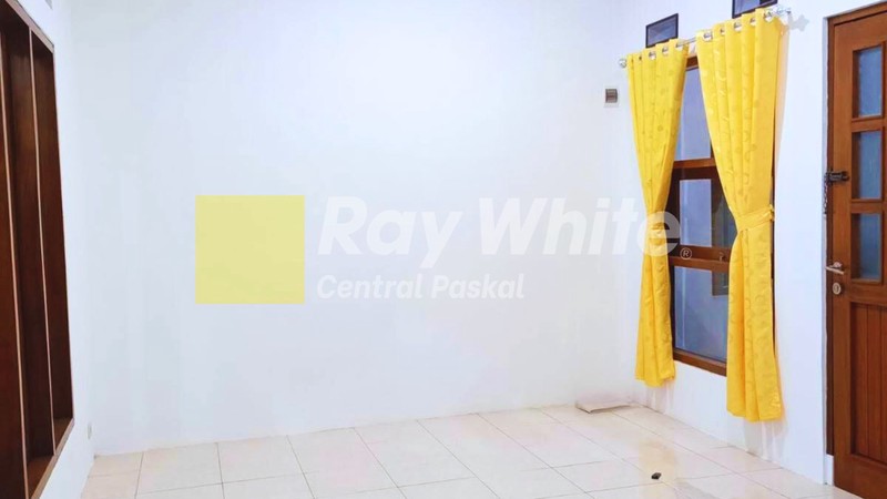 Rumah 5 Menit dari POLBAN di Bukit Sariwangi Parongpong Bandung