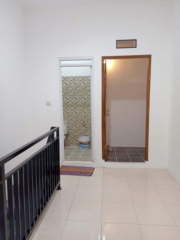 Rumah 5 Menit dari POLBAN di Bukit Sariwangi Parongpong Bandung