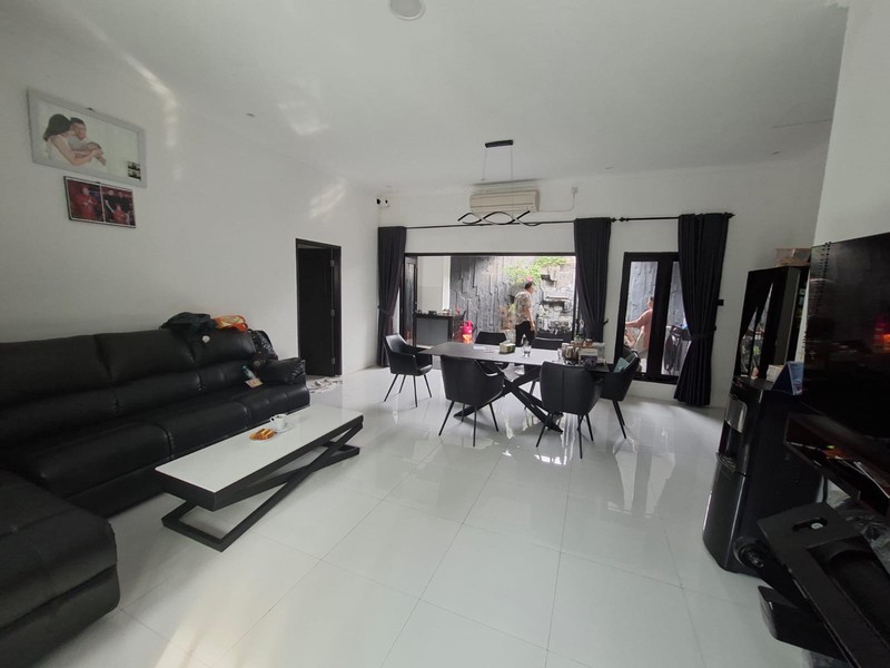 DIJUAL RUMAH SIAP HUNI FULL FURNISH DI CINERE!!