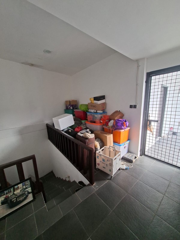 DIJUAL RUMAH SIAP HUNI FULL FURNISH DI CINERE!!