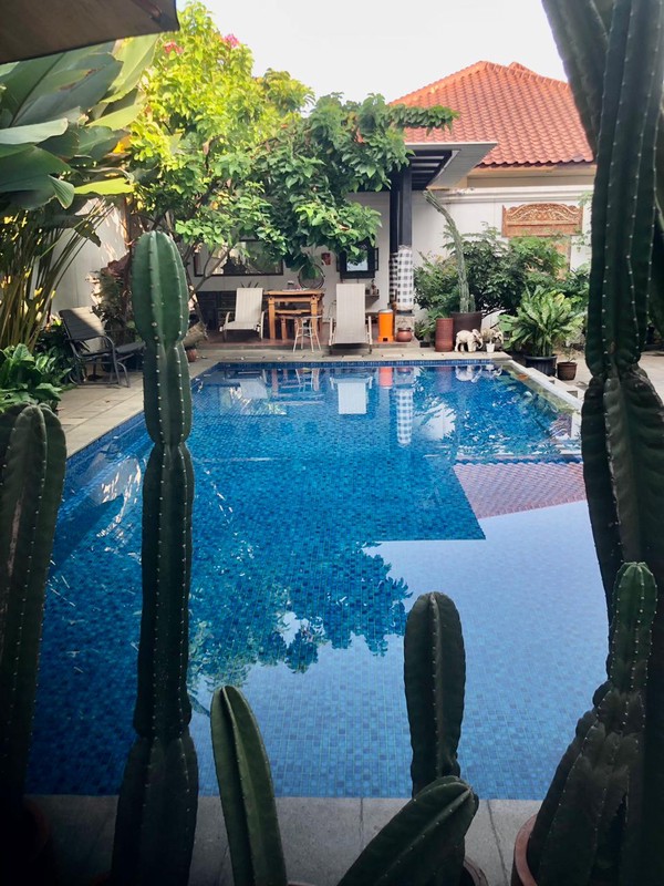  DIJUAL RUMAH MEWAH, TANAH NGANTONG,  DESIGN ETNIK 2LT DI JAGAKARSA