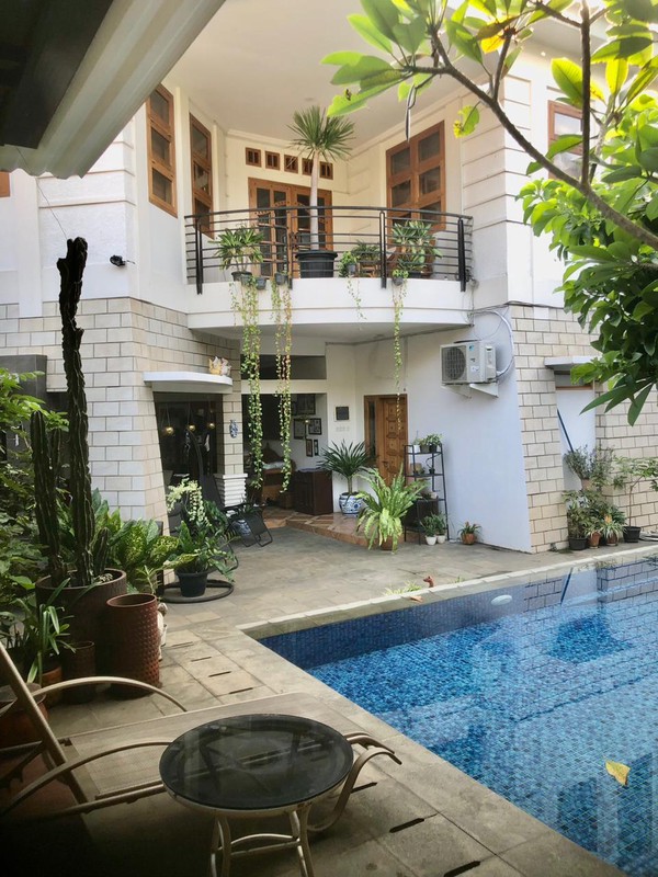  DIJUAL RUMAH MEWAH, TANAH NGANTONG,  DESIGN ETNIK 2LT DI JAGAKARSA