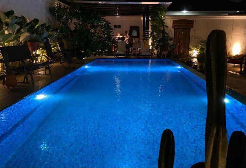  DIJUAL RUMAH MEWAH, TANAH NGANTONG,  DESIGN ETNIK 2LT DI JAGAKARSA