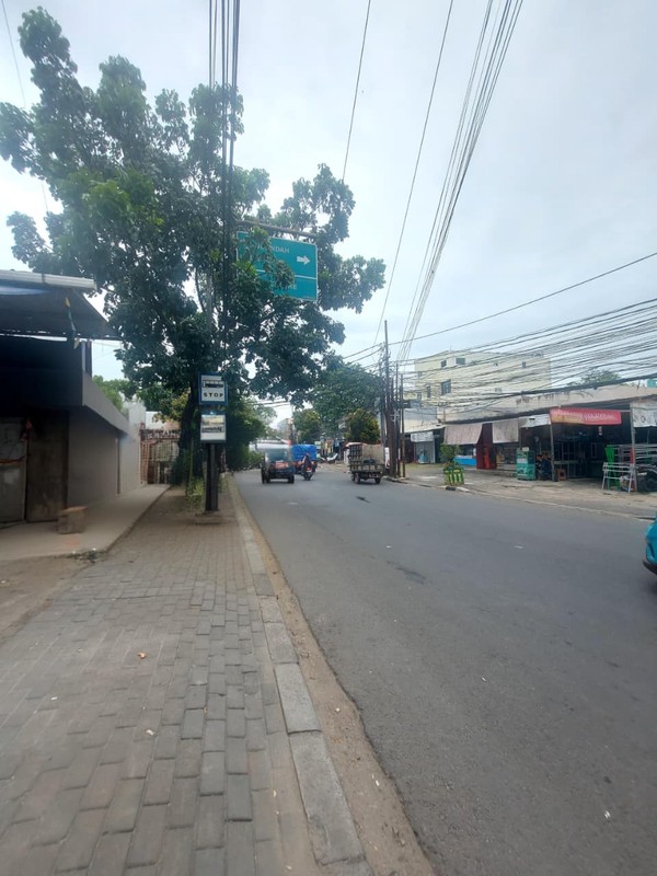 Disewakan Ruko 3 Lantai Cocok Untuk F&B atau Retail Lokasi Strategis Margasatwa Raya, Pondok Labu