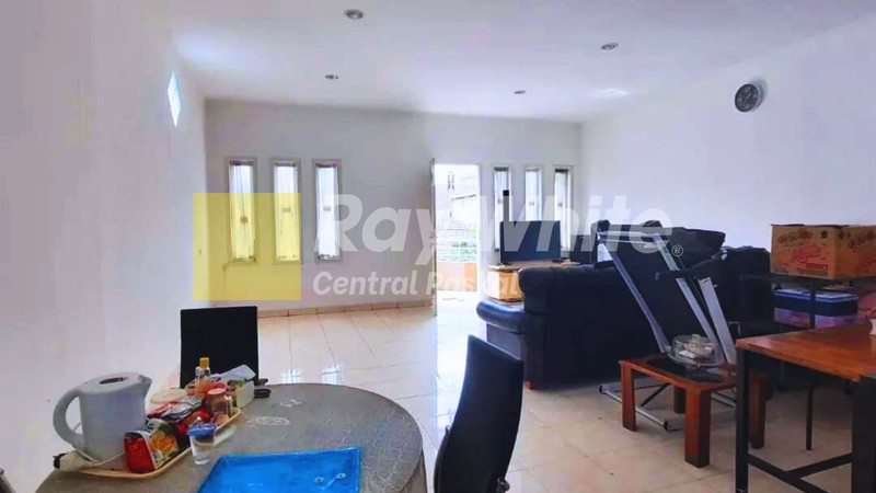 Rumah 3 Lantai di Sayap Astanaanyar Bandung