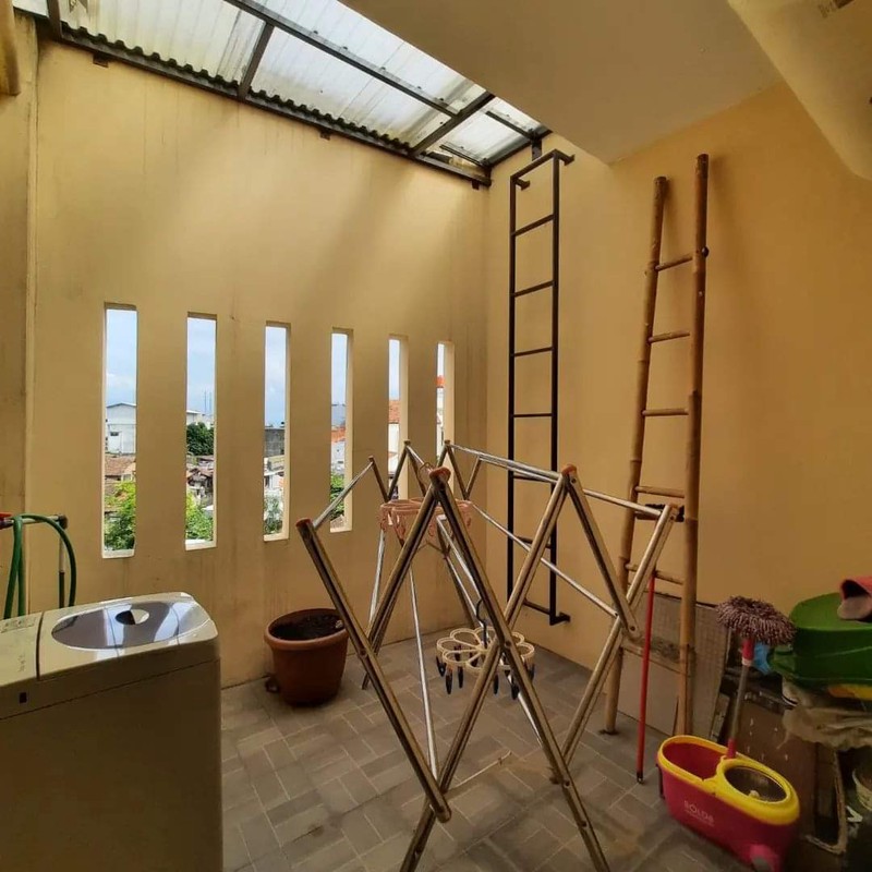 Rumah 3 Lantai di Sayap Astanaanyar Bandung