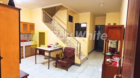 Ruko atau Ruang Usaha 2,5 Lantai Lokasi Strategis dan Ramai di Mainroad Kelenteng Bandung