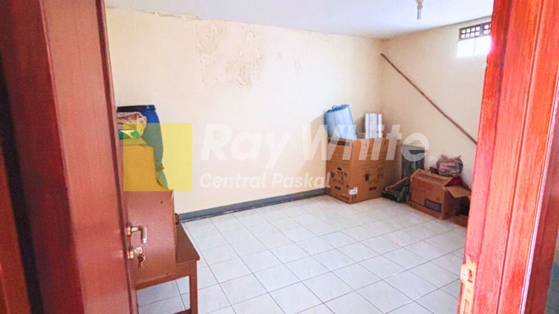 Ruko atau Ruang Usaha 2,5 Lantai Lokasi Strategis dan Ramai di Mainroad Kelenteng Bandung