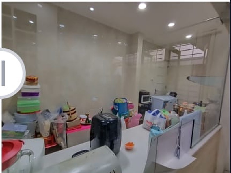 JUAL RUMAH 2 LANTAI SIAP HUNI DHARMAHUSADA INDAH BARAT