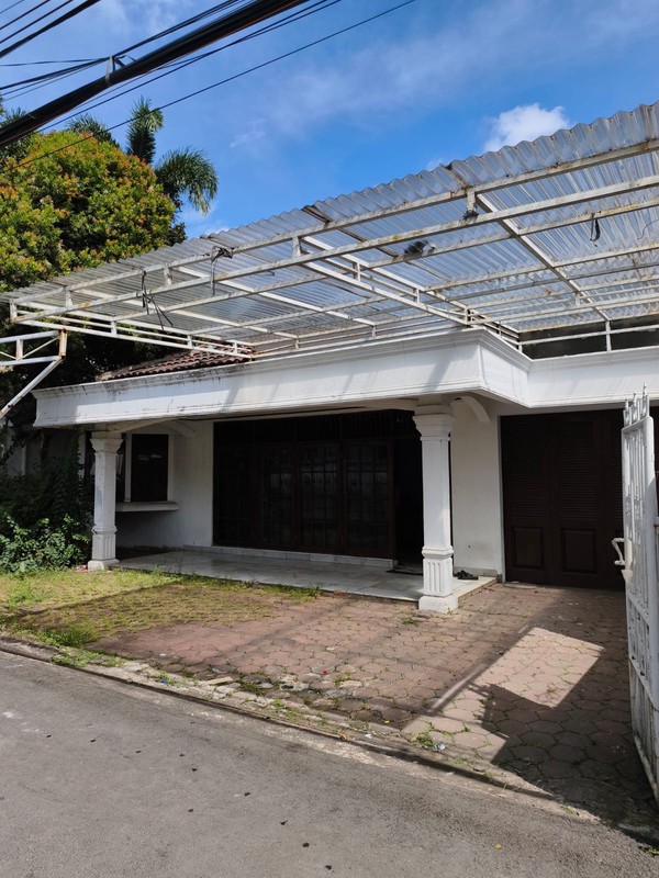 DIJUAL RUMAH JALAN H. JIAN KEBAYORAN BARU JAKARTA SELATAN