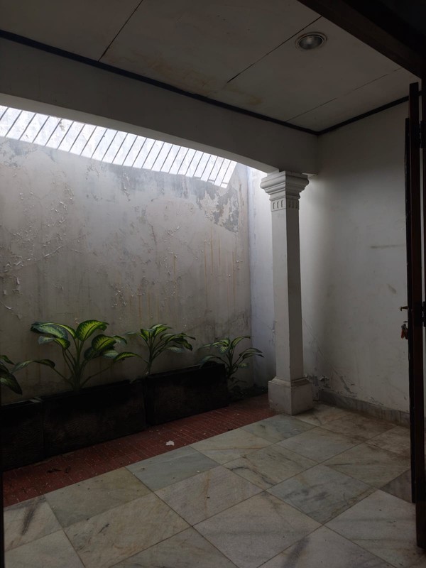 DIJUAL RUMAH JALAN H. JIAN KEBAYORAN BARU JAKARTA SELATAN