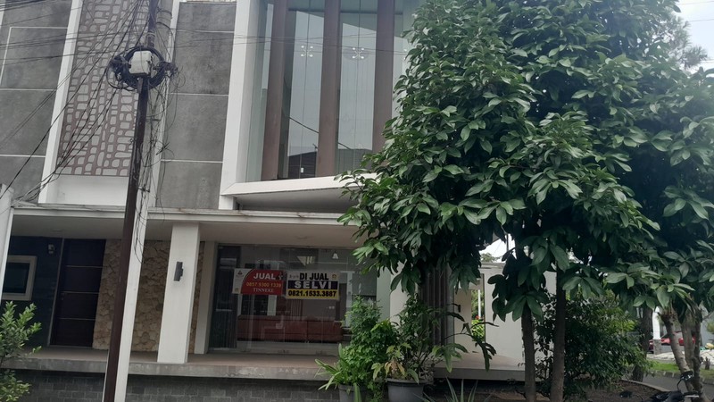 Rumah Furnished di Istana Regency Sudirman Bandung