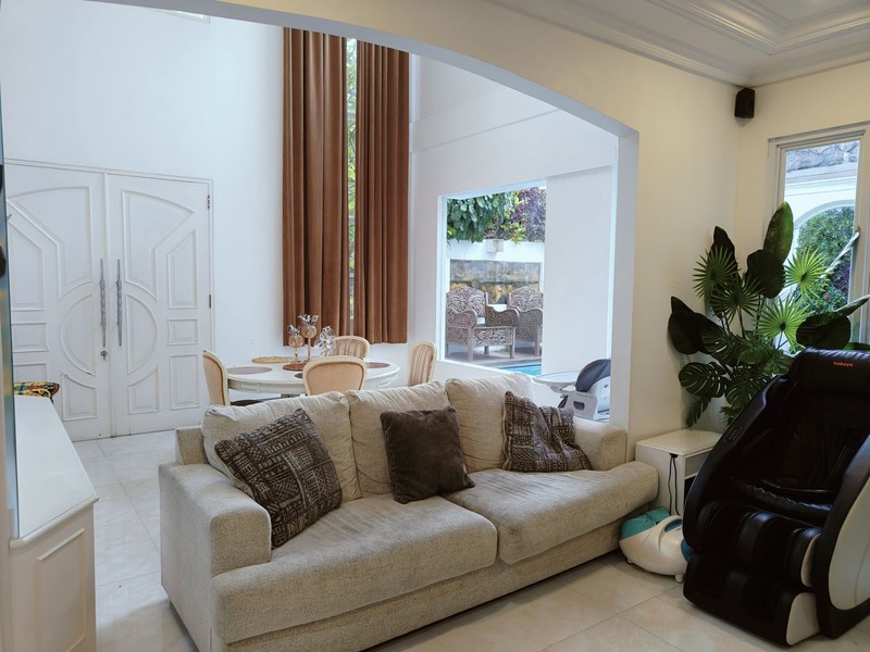 Rumah Mewah 2 Lantai Siap Huni dengan Hunian Asri @Bintaro Sektor 8