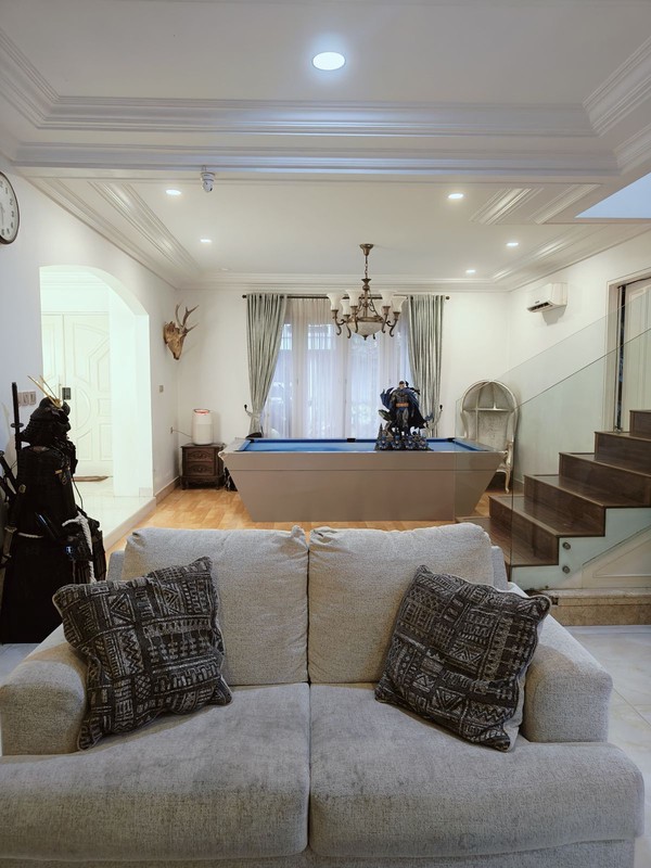 Rumah Mewah 2 Lantai Siap Huni dengan Hunian Asri @Bintaro Sektor 8