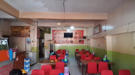 Rumah Siap Pakai dan Lokasi Strategis bisa di Gunakan untuk Ruang Usaha @Kebayoran Baru, Jakarta Selatan